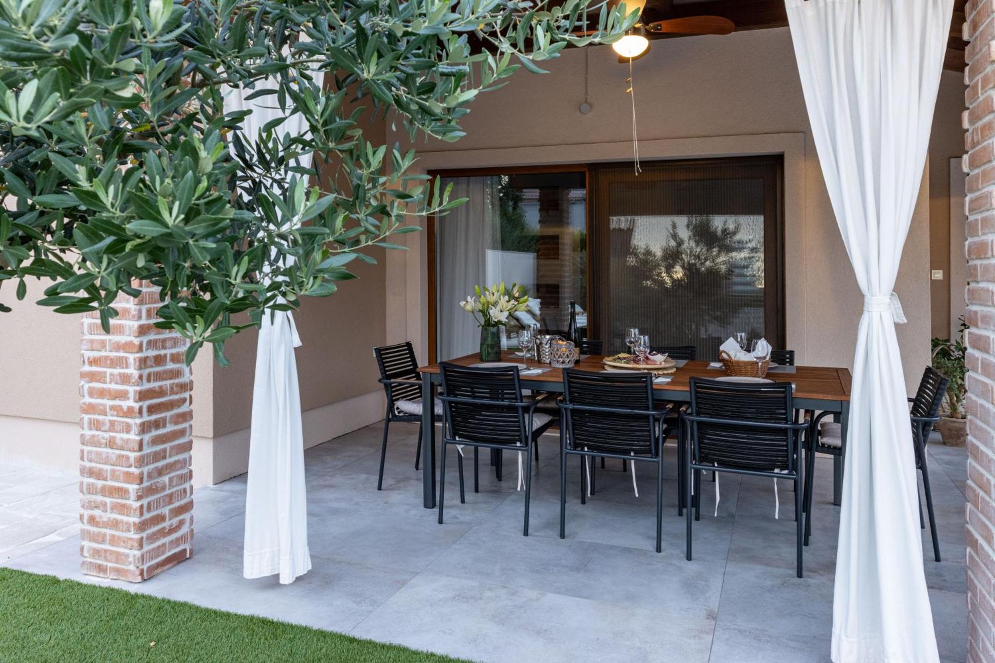 Holiday Home Silencio Biograd บีโอกราดนาโมรู ภายนอก รูปภาพ