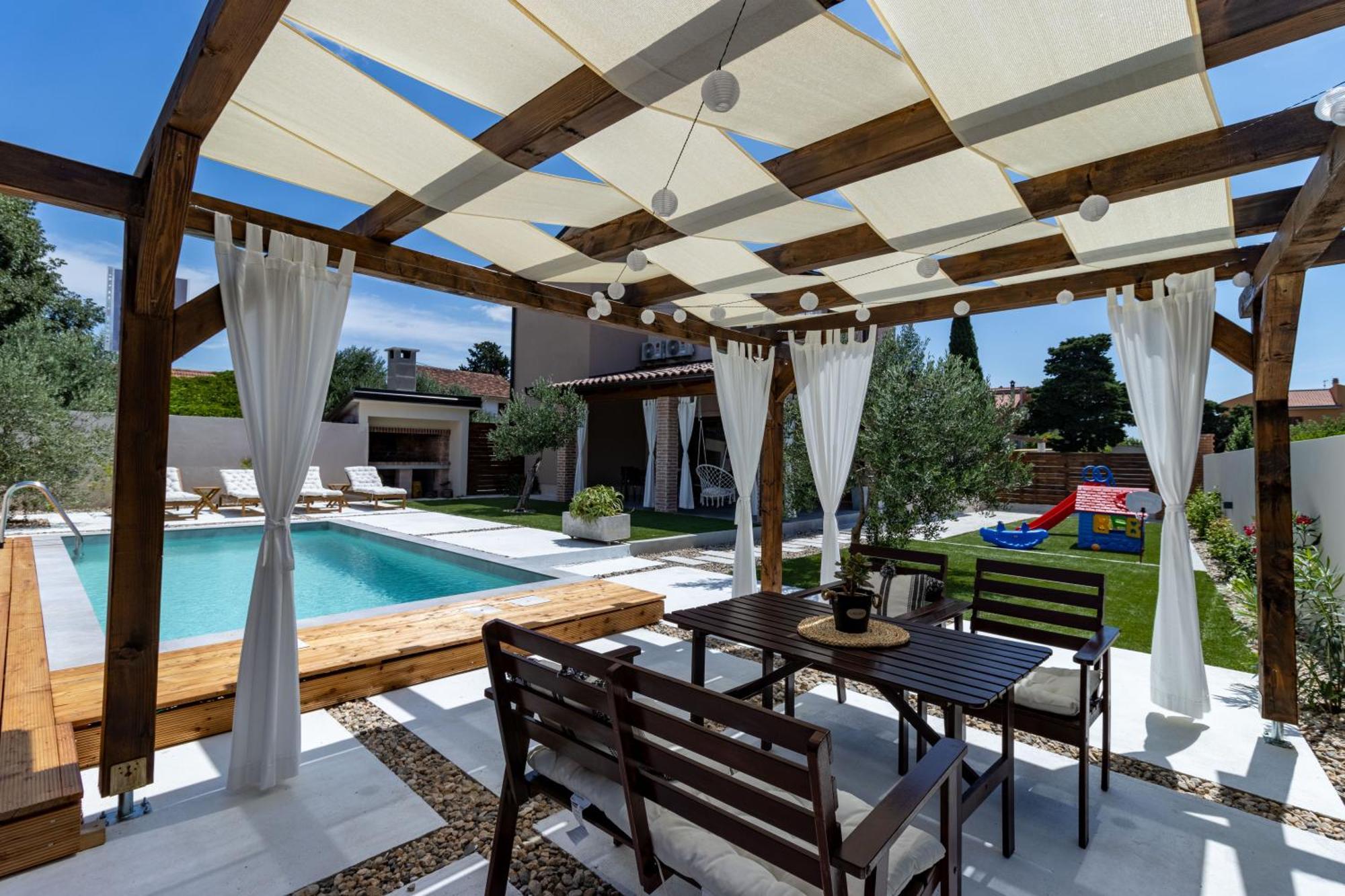 Holiday Home Silencio Biograd บีโอกราดนาโมรู ภายนอก รูปภาพ